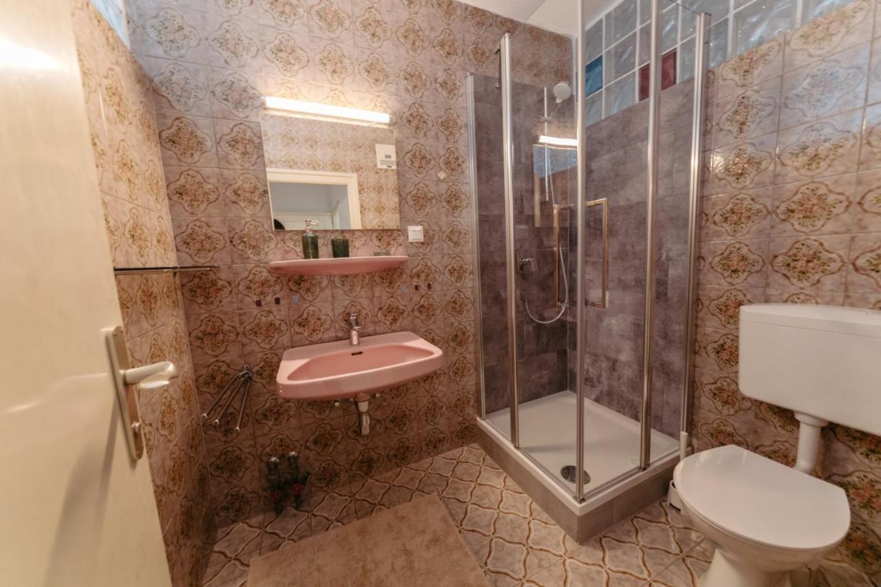 Apartments Obir Am Woerthersee Krumpendorf Ngoại thất bức ảnh