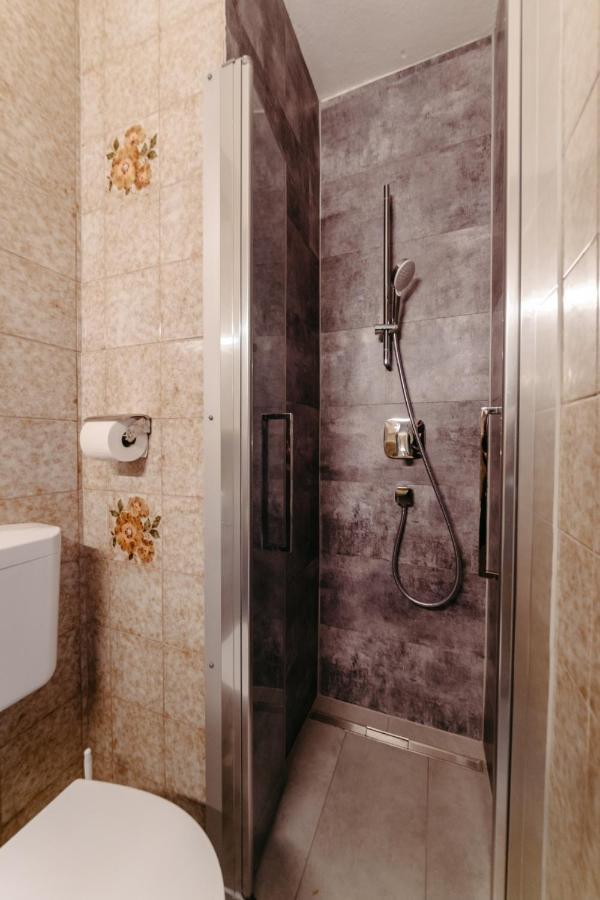 Apartments Obir Am Woerthersee Krumpendorf Ngoại thất bức ảnh